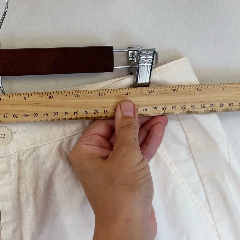 STILE BENETTON Linen Shorts White Cream Khaki Italy Bermuda ‎ Normcore Women 8